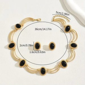 KOMPLE SİYAH TAŞLARLA İŞLENMİŞ TASARIM KOLYE KÜPE SET TAKIM - Görsel 3